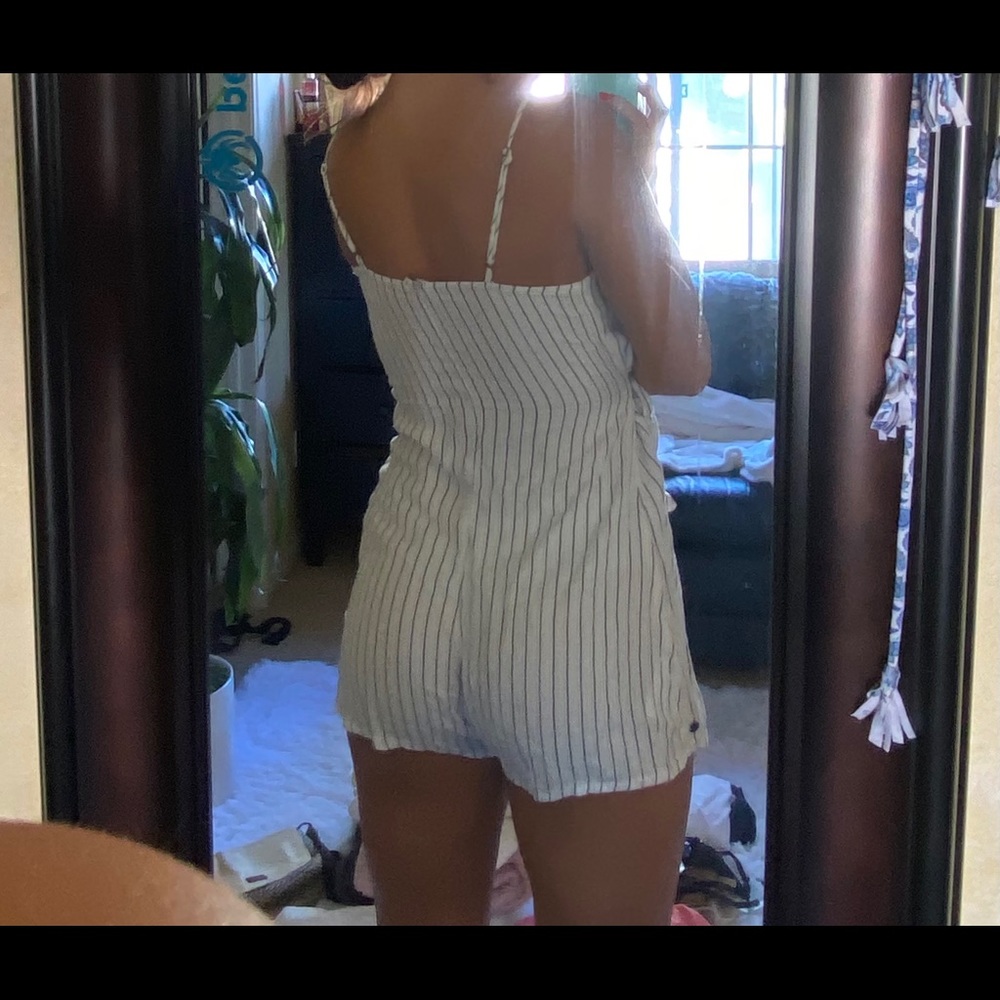 Romper - Picture 2 of 5